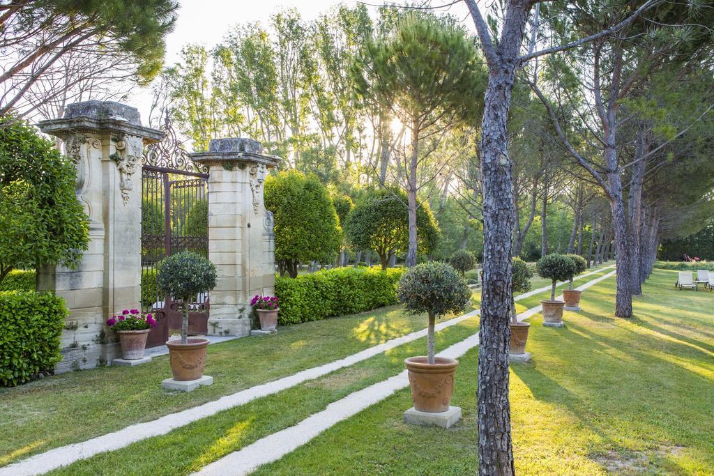 Chateau Talaud Bed & Breakfast Loriol-du-Comtat Bagian luar foto
