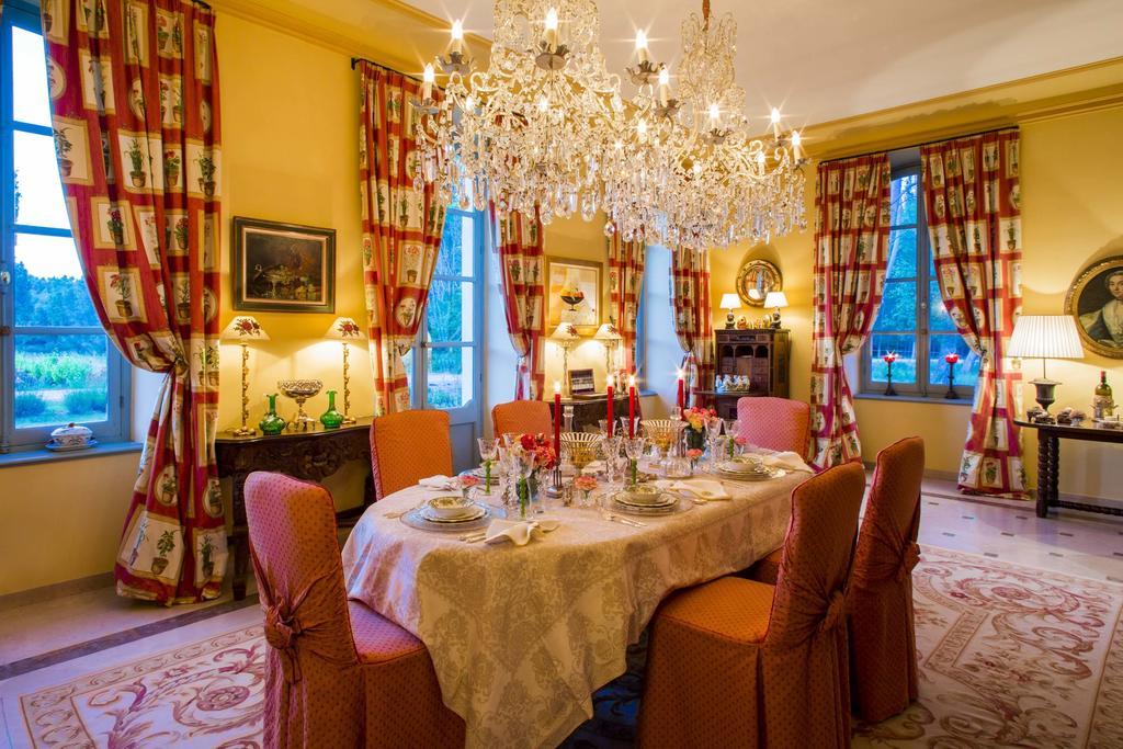 Chateau Talaud Bed & Breakfast Loriol-du-Comtat Bagian luar foto