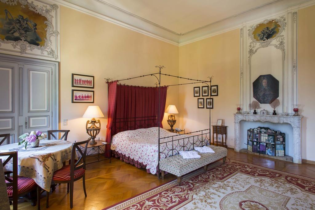 Chateau Talaud Bed & Breakfast Loriol-du-Comtat Ruang foto