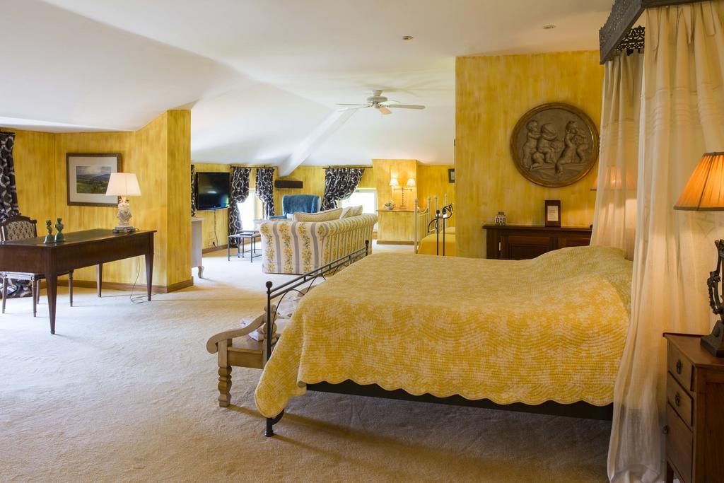 Chateau Talaud Bed & Breakfast Loriol-du-Comtat Ruang foto