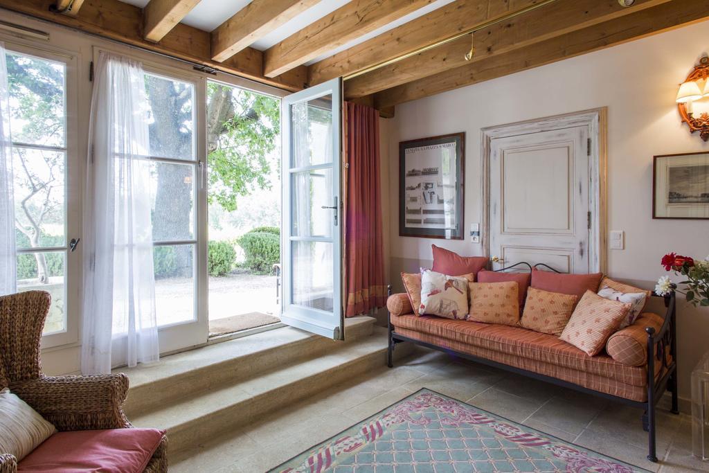 Chateau Talaud Bed & Breakfast Loriol-du-Comtat Bagian luar foto